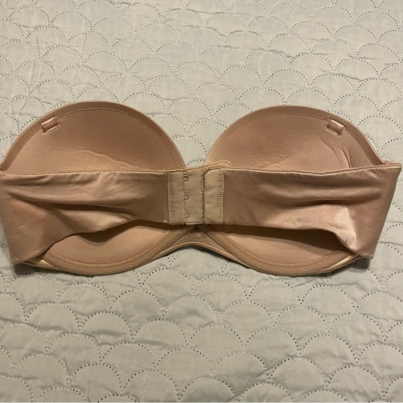 Victoria’s Secret Nude Strapless Push Up Bra, 34D - Picture 2 of 4